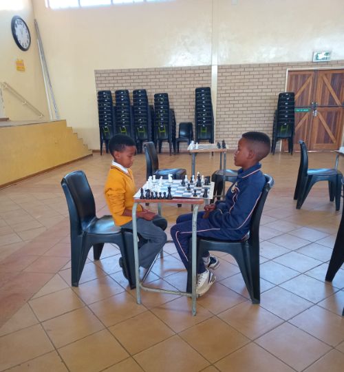 moepeng public school